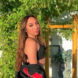 Meet your Posher, Joycee lor